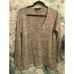 Status by Chenault Gray/gold V-Neck Sweater L